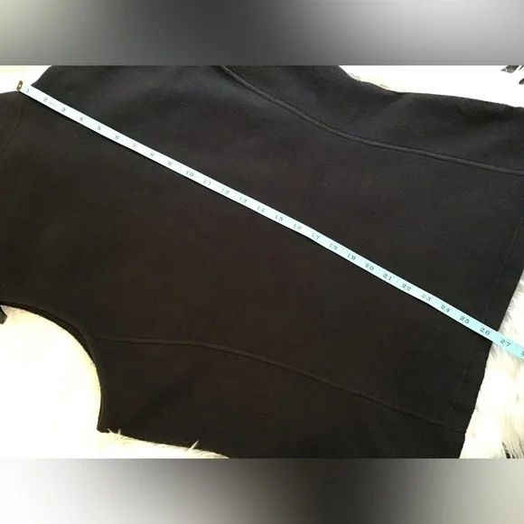 🏔Patagonia Women’s Synchilla Fleece Vest Black Size L Full Zip Outdoor Layer - Picture 11 of 12